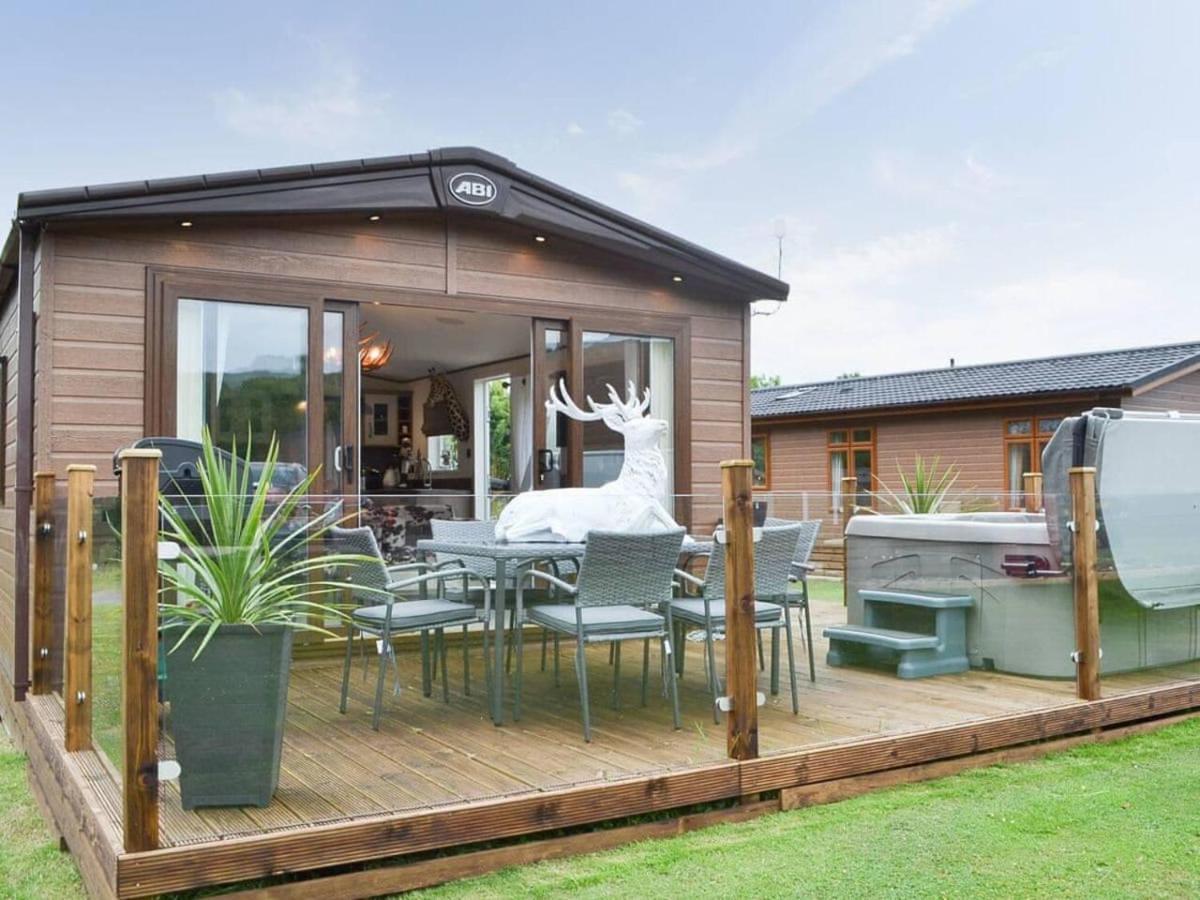 Luxury Boutique Style Lodge With Hot Tub Bridlington Bagian luar foto